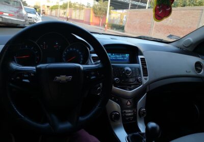 Chevrolet-Cruze-Sedan-2011-7