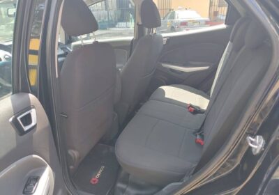 Ford-Ecosport-Ano-2014-Modelo-2015-6