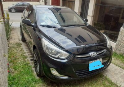 Hyundai-Accent-Sport-semi-full-2015-1