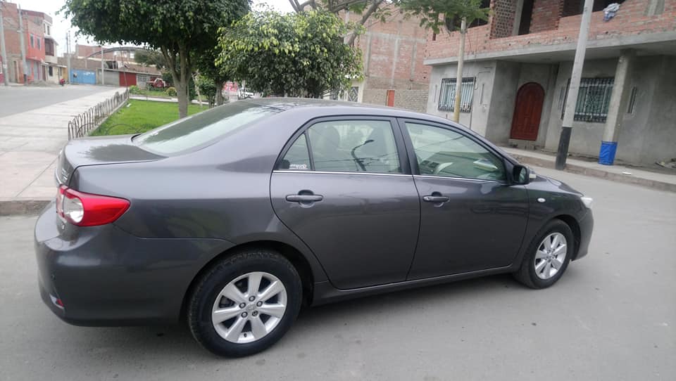 Toyota Corolla Full Versión uso Gerencial