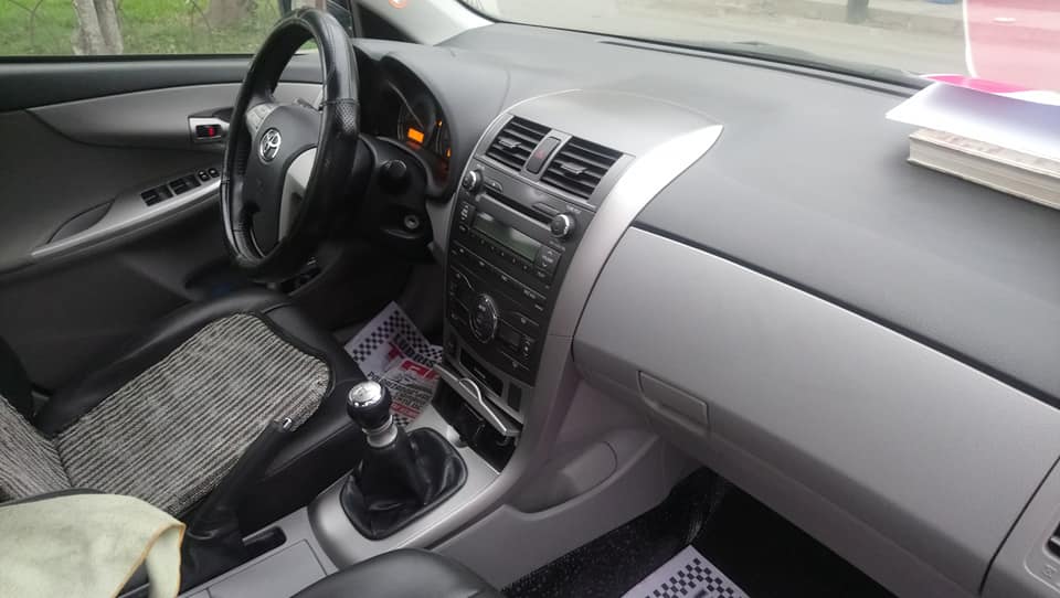 Toyota Corolla Full Versión uso Gerencial