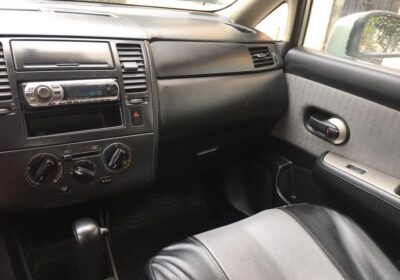 Vendo-Nissan-Tiida-2007-5