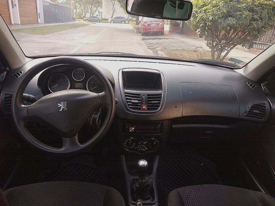 Vendo Peugeot 207 Compact 2011 Hatchback
