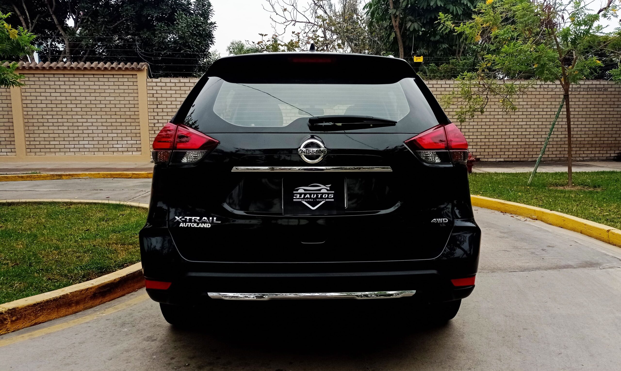 NISSAN X-TRAIL 2019