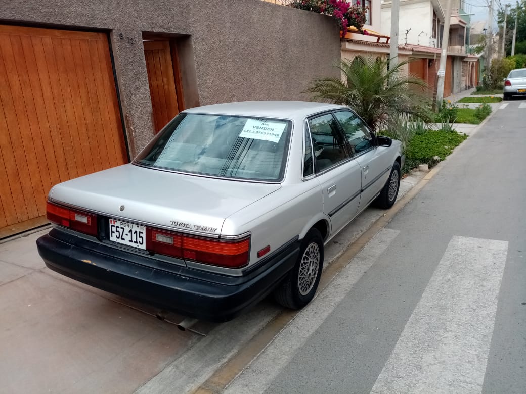 Auto Toyota Camry de 1989