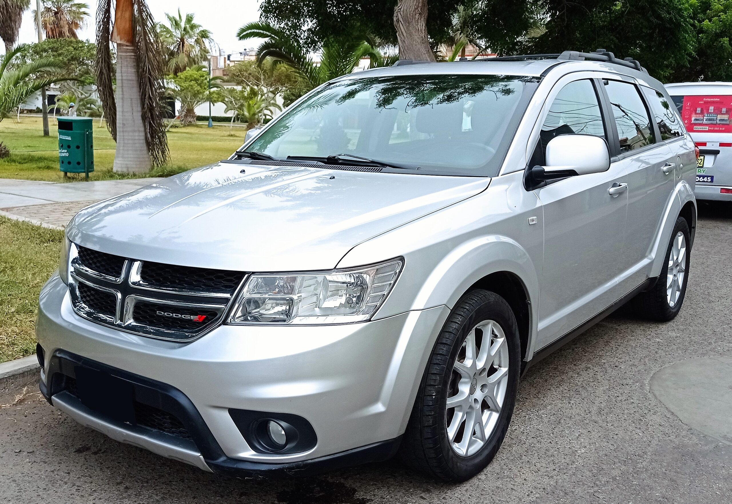 DODGE JOURNEY SXT 3.6 FULL 4X4 – TRES FILAS