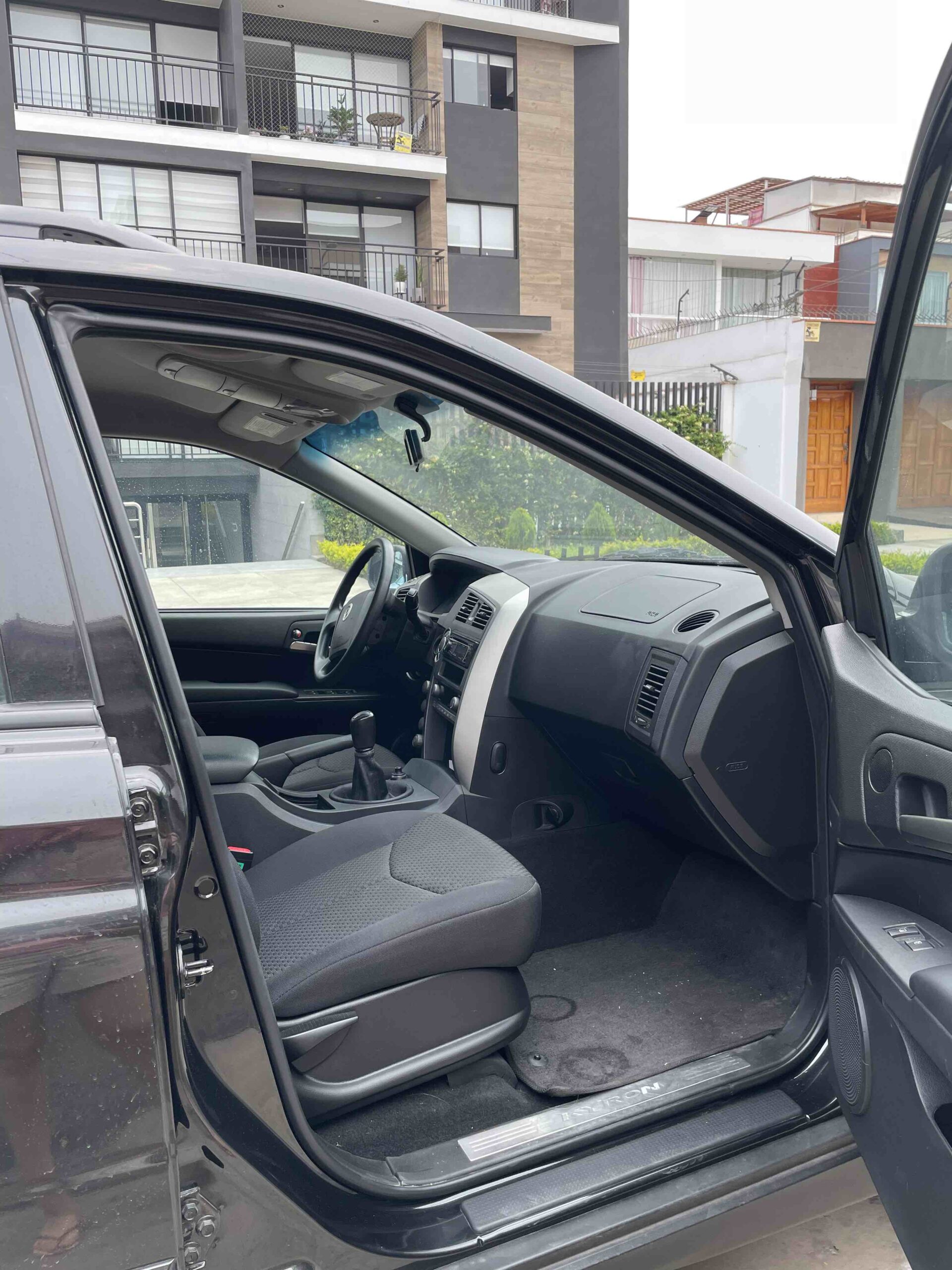 Venta de camioneta seminueva