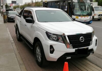 Nissan Frontier 2021 4×2 EX mecánico/diesel FULL equipo