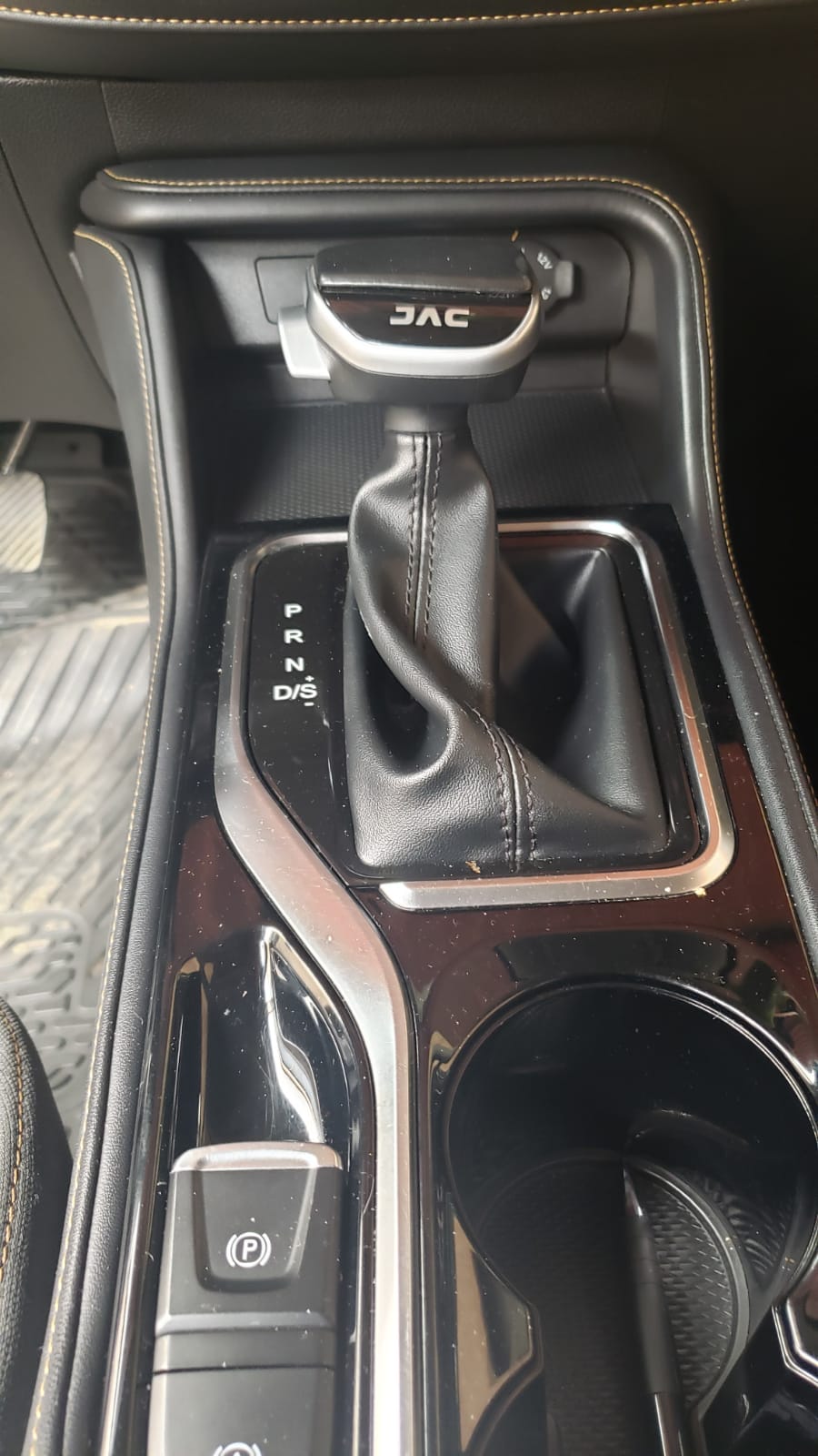 Jac js4 lexury automático secuencial 2021