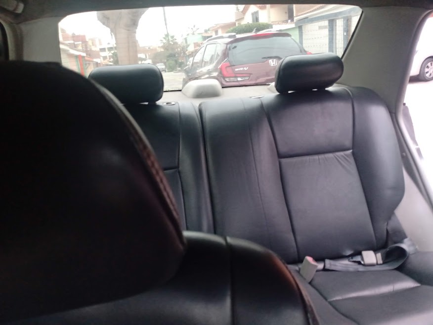 VENTA DE AUTO TOYOTA EN BUENAS CONDICIONES