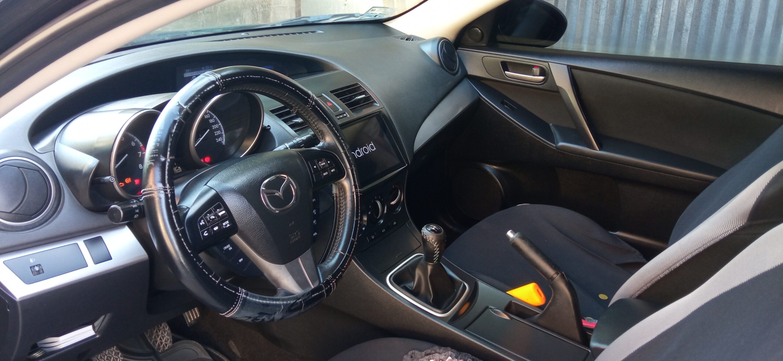 AUTO MAZDA 3 HATCHBAK – 2013