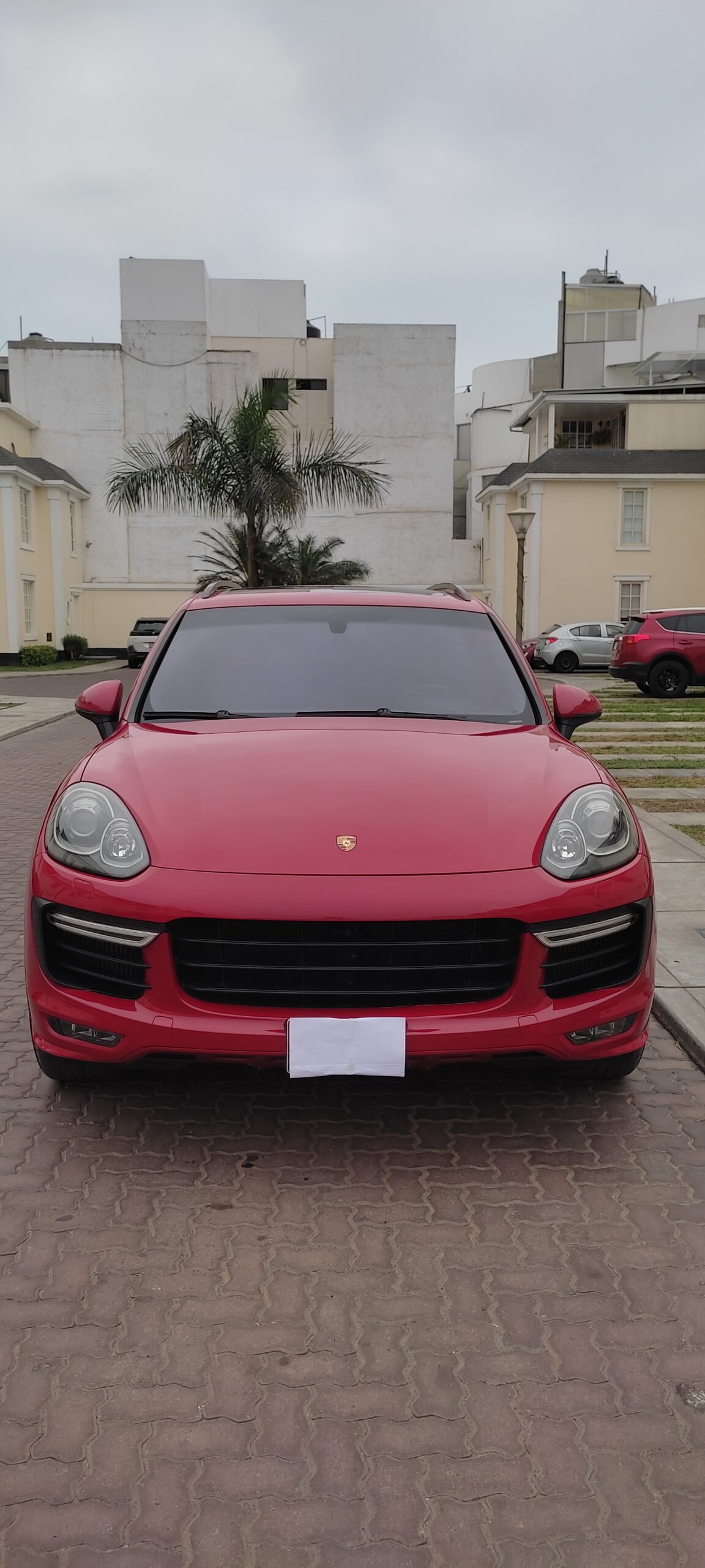 Porsche CAYENNE GTS Refull