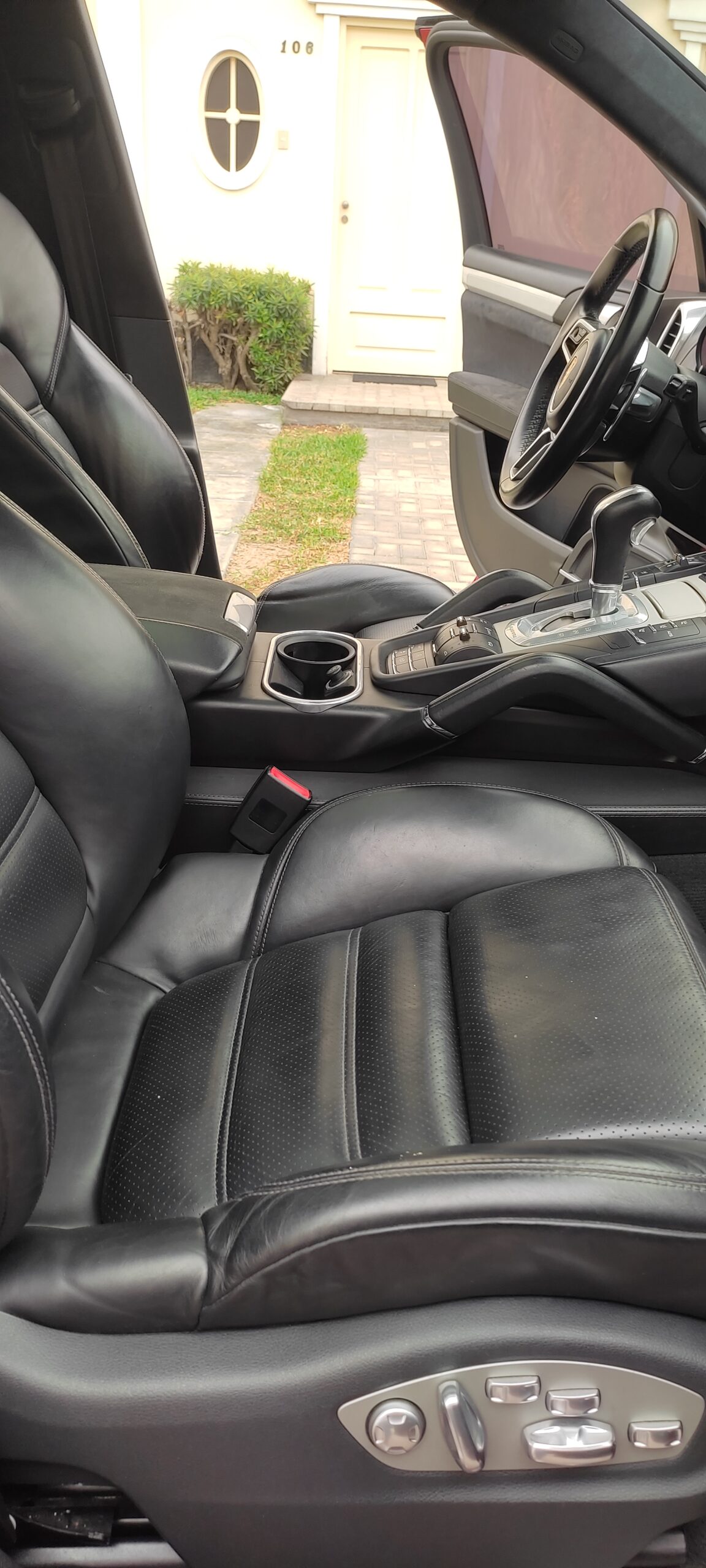 Porsche CAYENNE GTS Refull