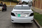 Hyundai Accent 2015 Mecánico 1.3 Dual GLP Pantalla Táctil A/C