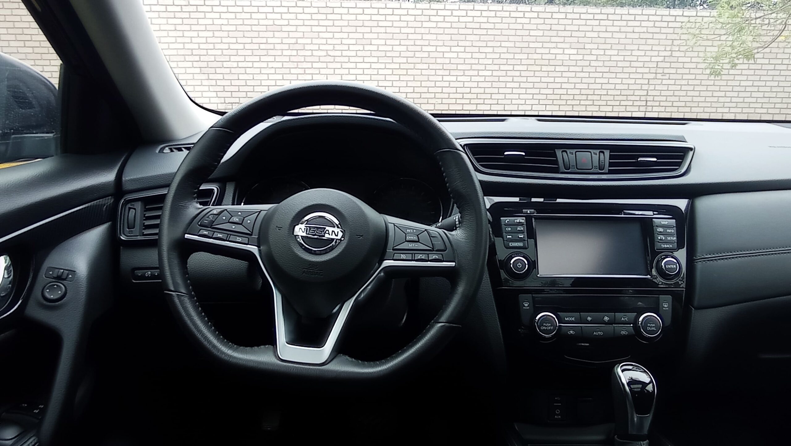NISSAN X-TRAIL 2019