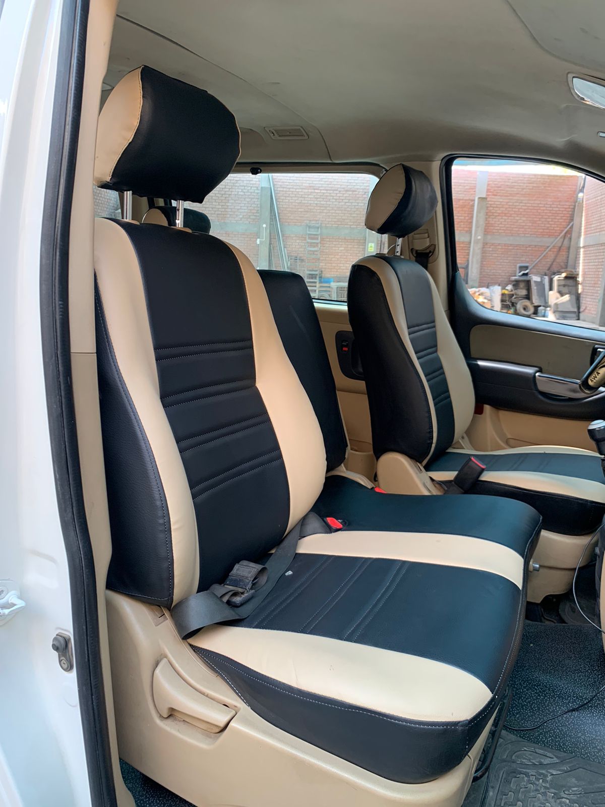 VAN H1 2011 EN VENTA