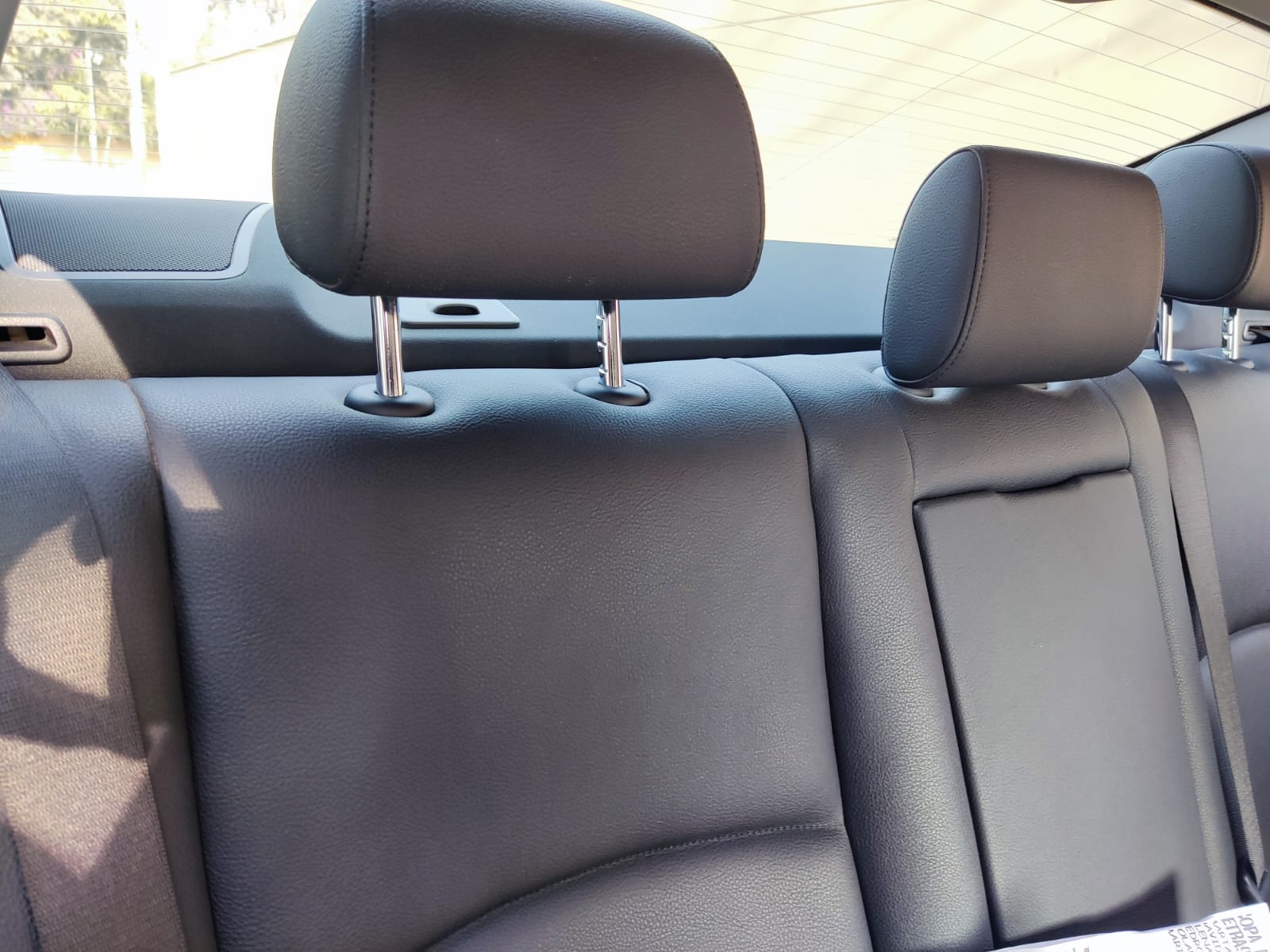 BMW 520i – SEDAN PLATA KASHMIR