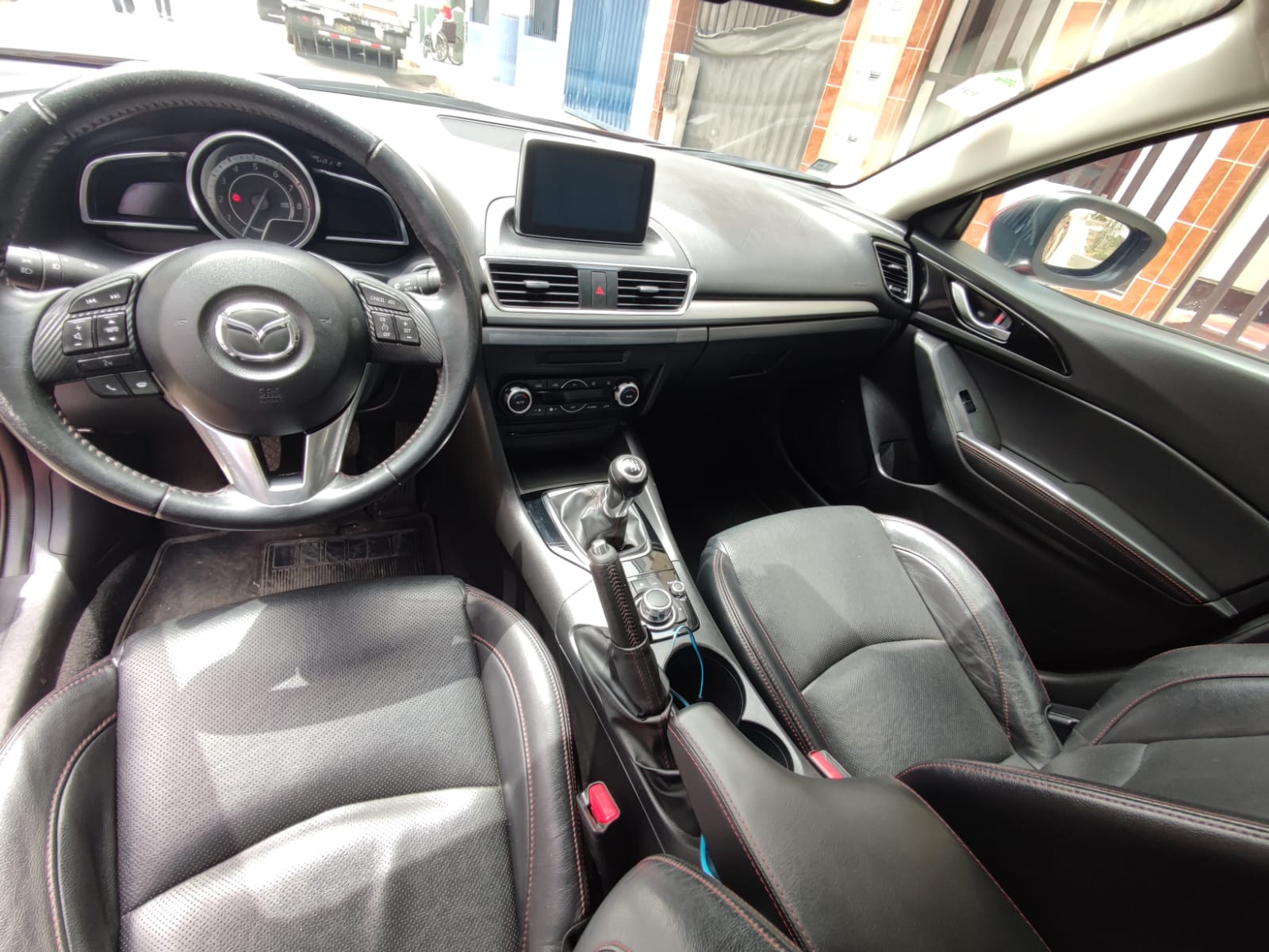 MAZDA 3 SEDAN 2.5 HIGH SPORT