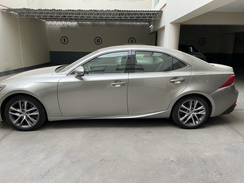 Lexus IS 200T – 2017