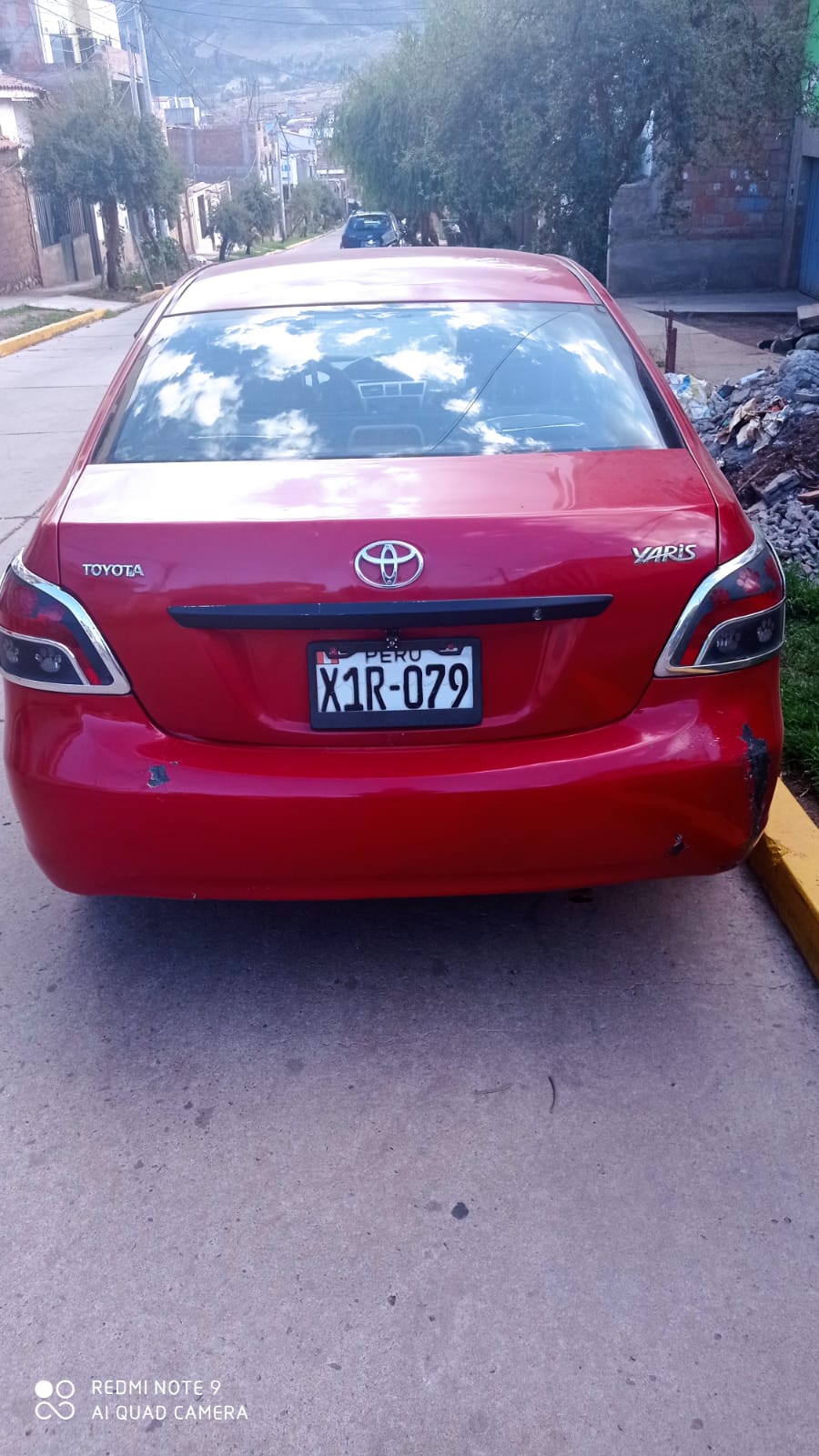 toyota yaris huevito