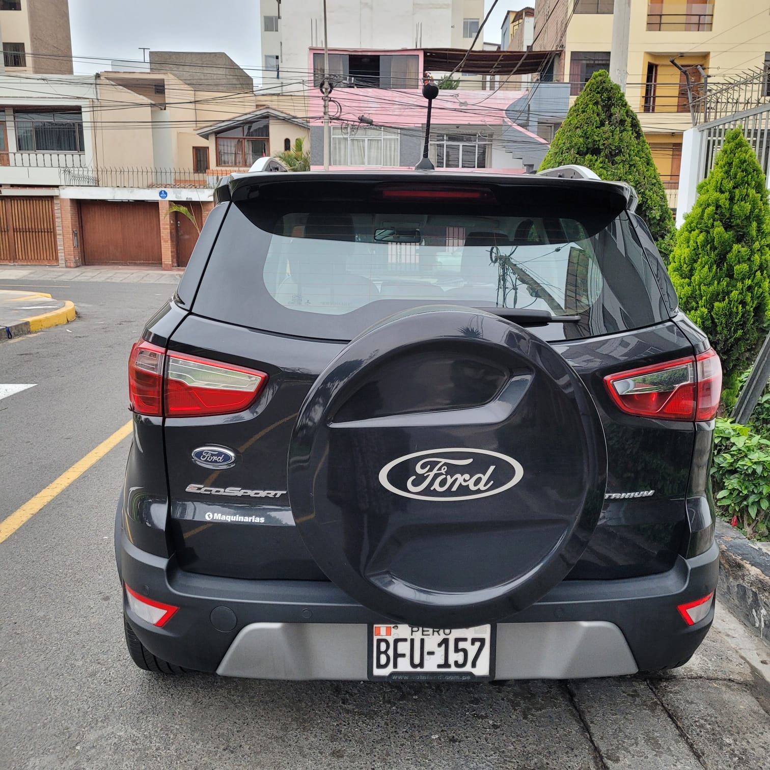 VENDO CAMIONETA DE USO PERSONAL 20 KM