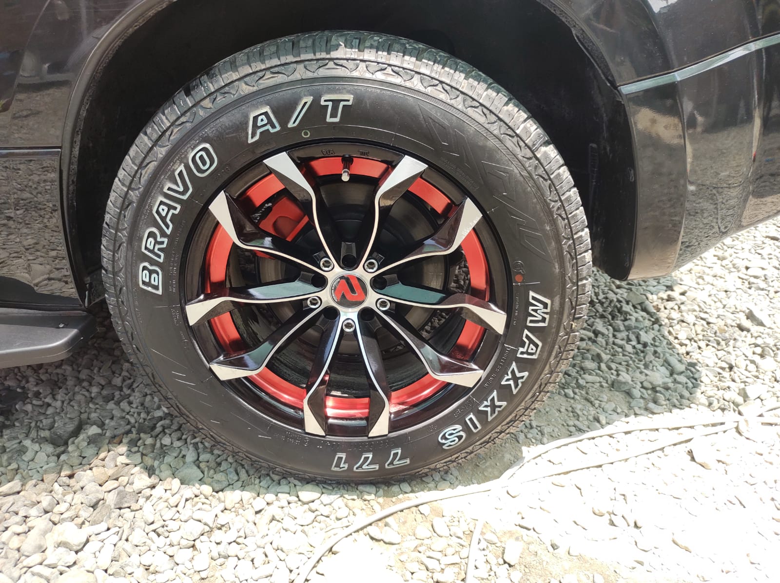 APROVECHA ESTA OPORTUNIDAD! AUTO SUZUKI GRAND NOMADE UNICO DUEÑO 21mil KM DE RECORRIDO