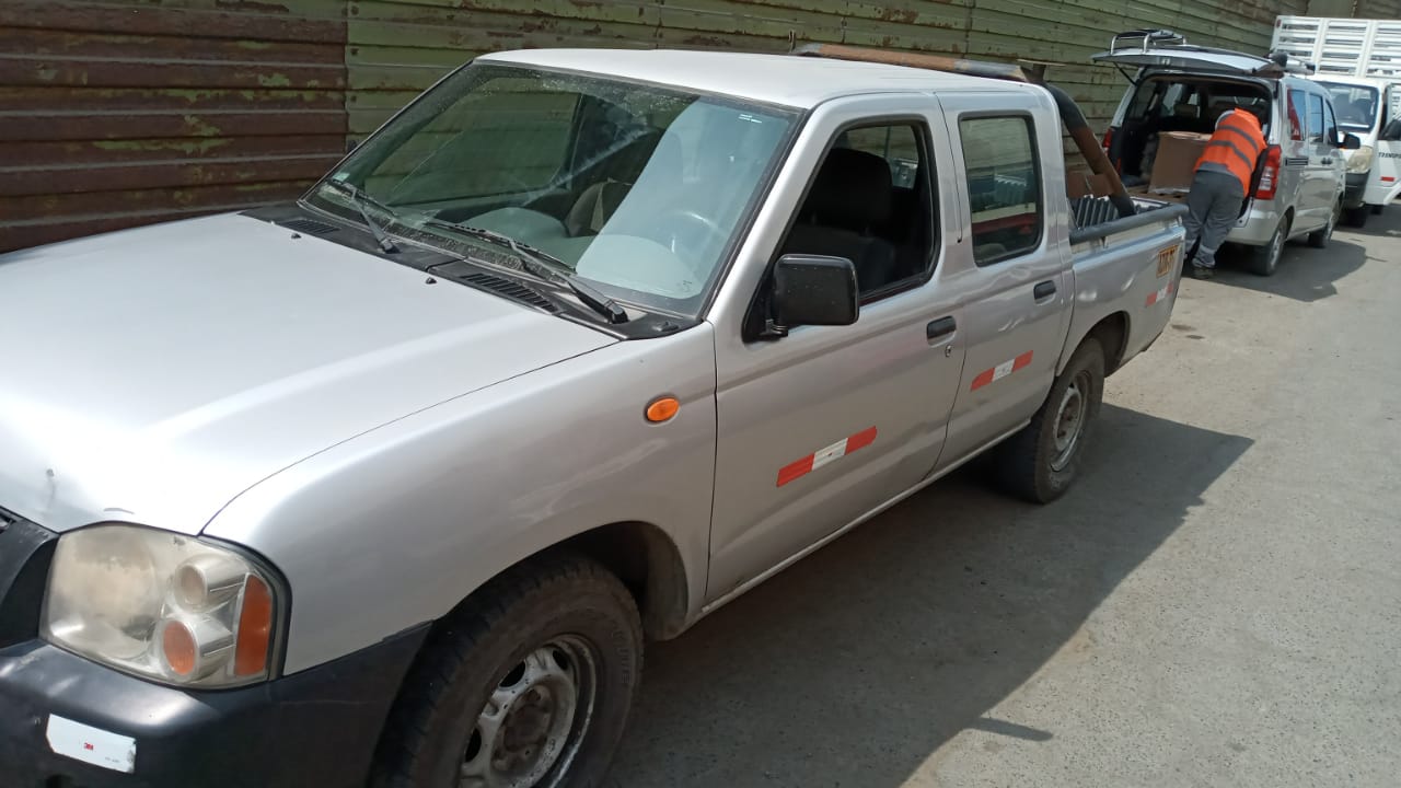 nissan np300 frontier 4×2