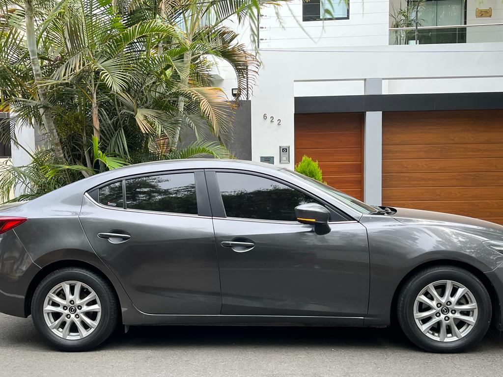 Venta Mazda 3 Sedán