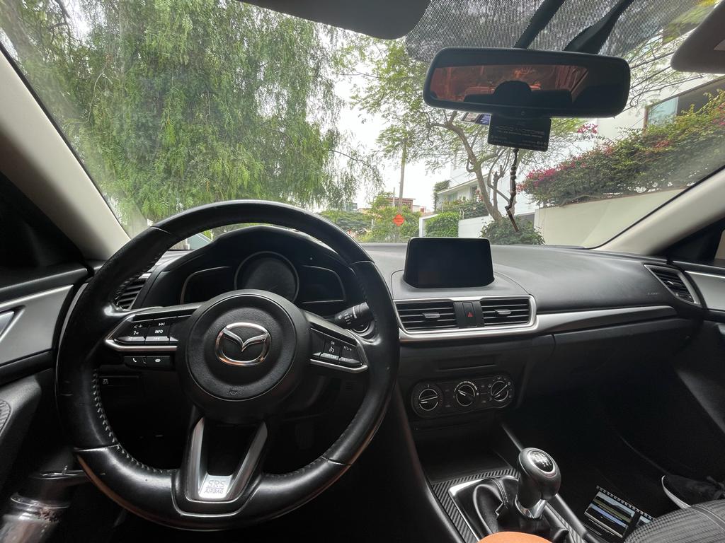 Venta Mazda 3 Sedán