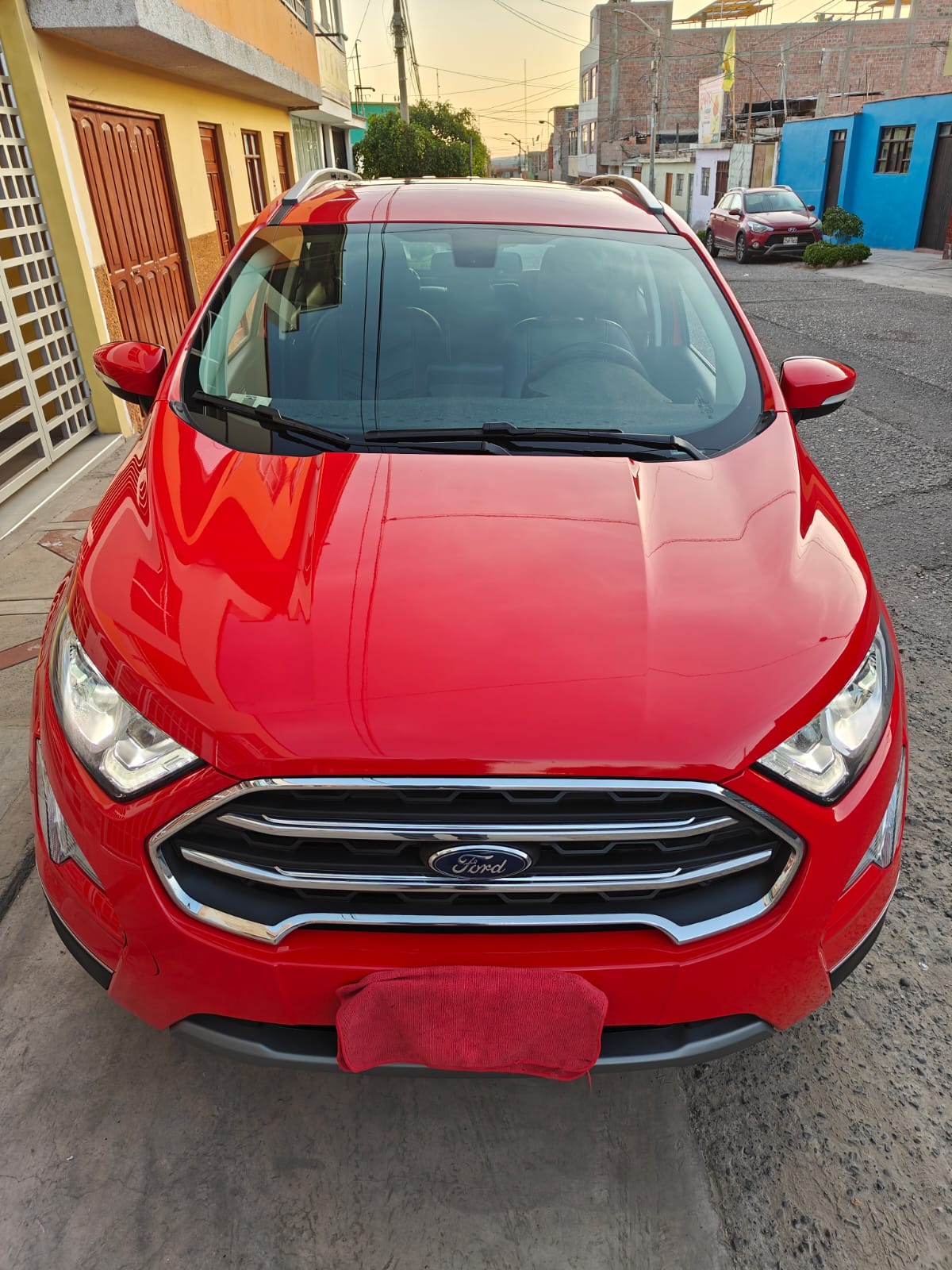 VENDO AUTO FORD ESCORT – MECANICO – AÑO 2022