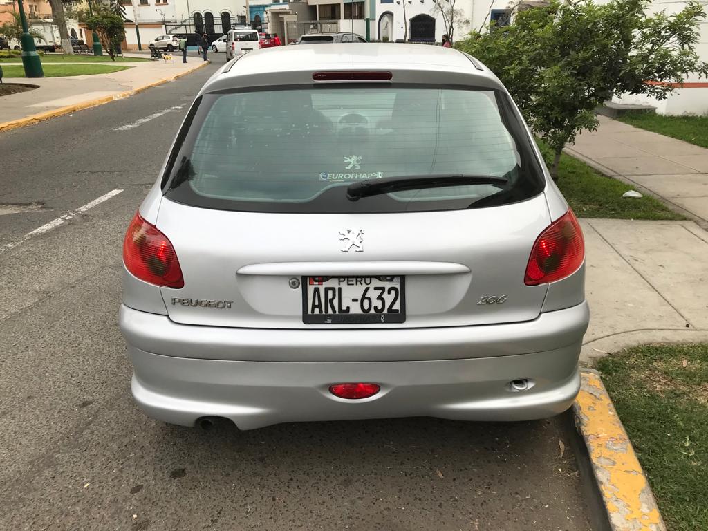 Peugeot 206