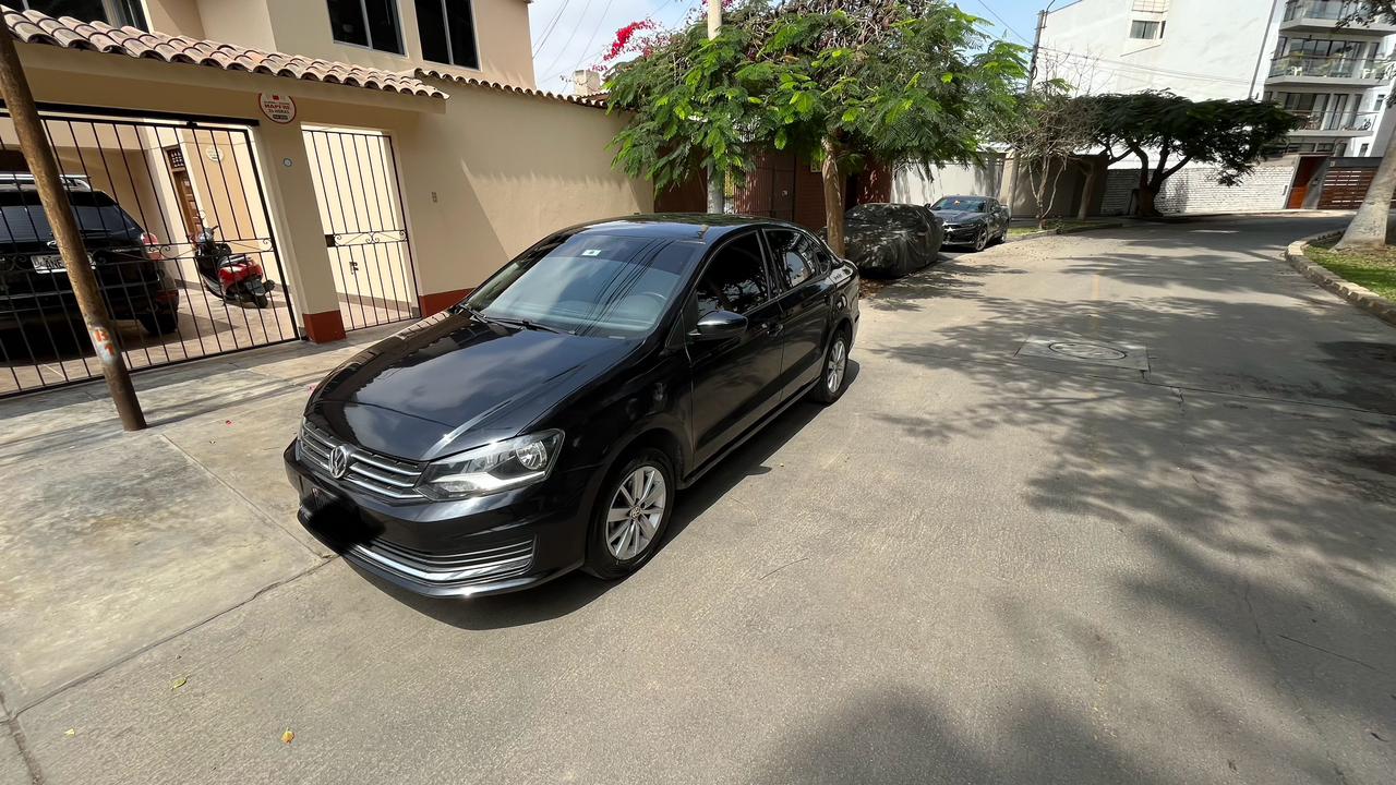VENDO VOLKSWAGEN POLO 1.6 GASOLINA / GLP