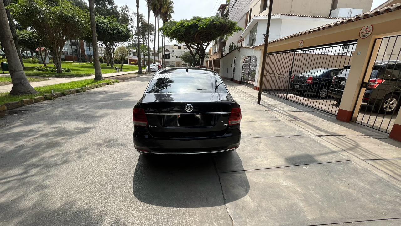 VENDO VOLKSWAGEN POLO 1.6 GASOLINA / GLP