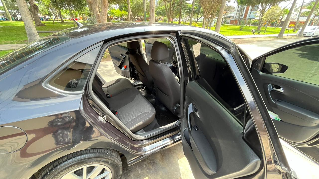 VENDO VOLKSWAGEN POLO 1.6 GASOLINA / GLP