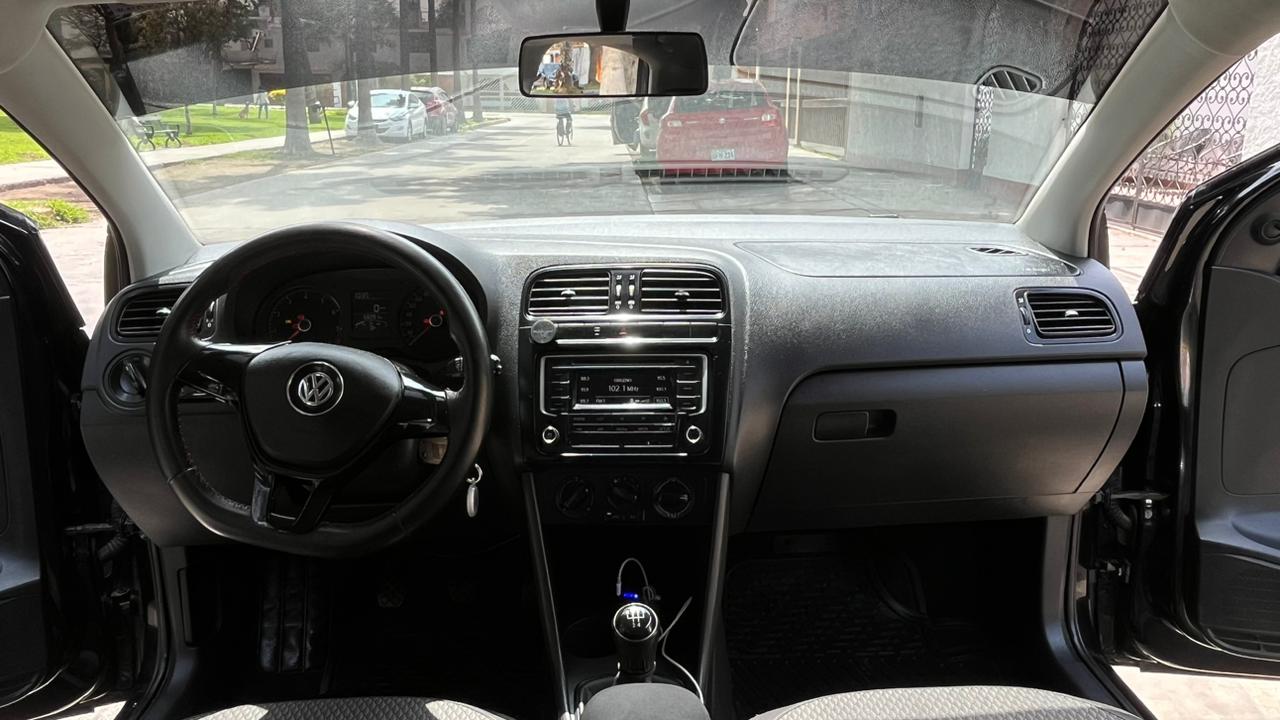 VENDO VOLKSWAGEN POLO 1.6 GASOLINA / GLP