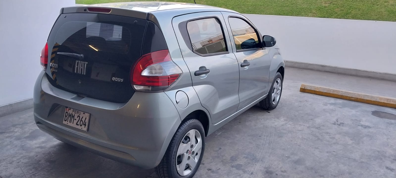 Fiat Mobi super conservado