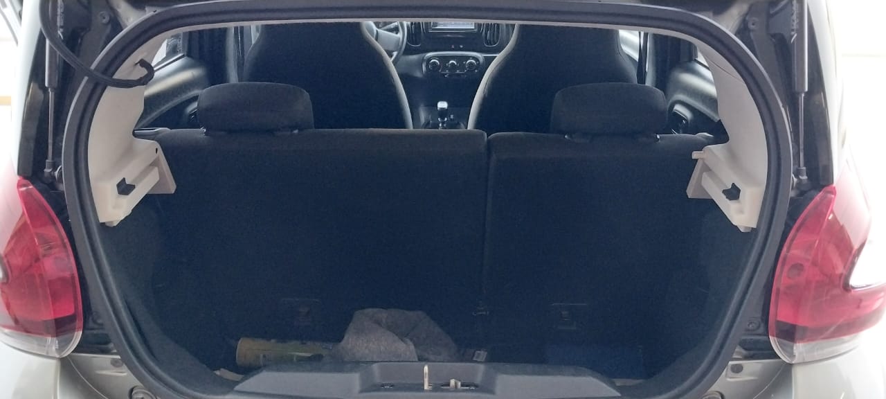 Fiat Mobi super conservado