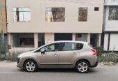 VENDO PEUGEOT 3008 POR MOTIVOS DE VIAJE