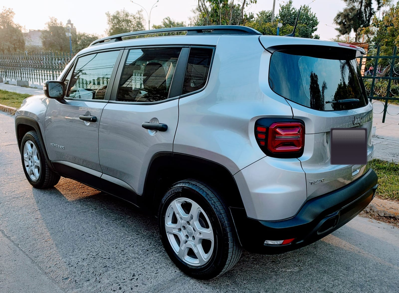 Jeep Renegade Sport T270