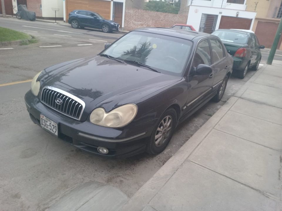 SE VENDE HIUNDAY SONATA EN BUEN ESTADO 4000$ NEGOCIABLE
