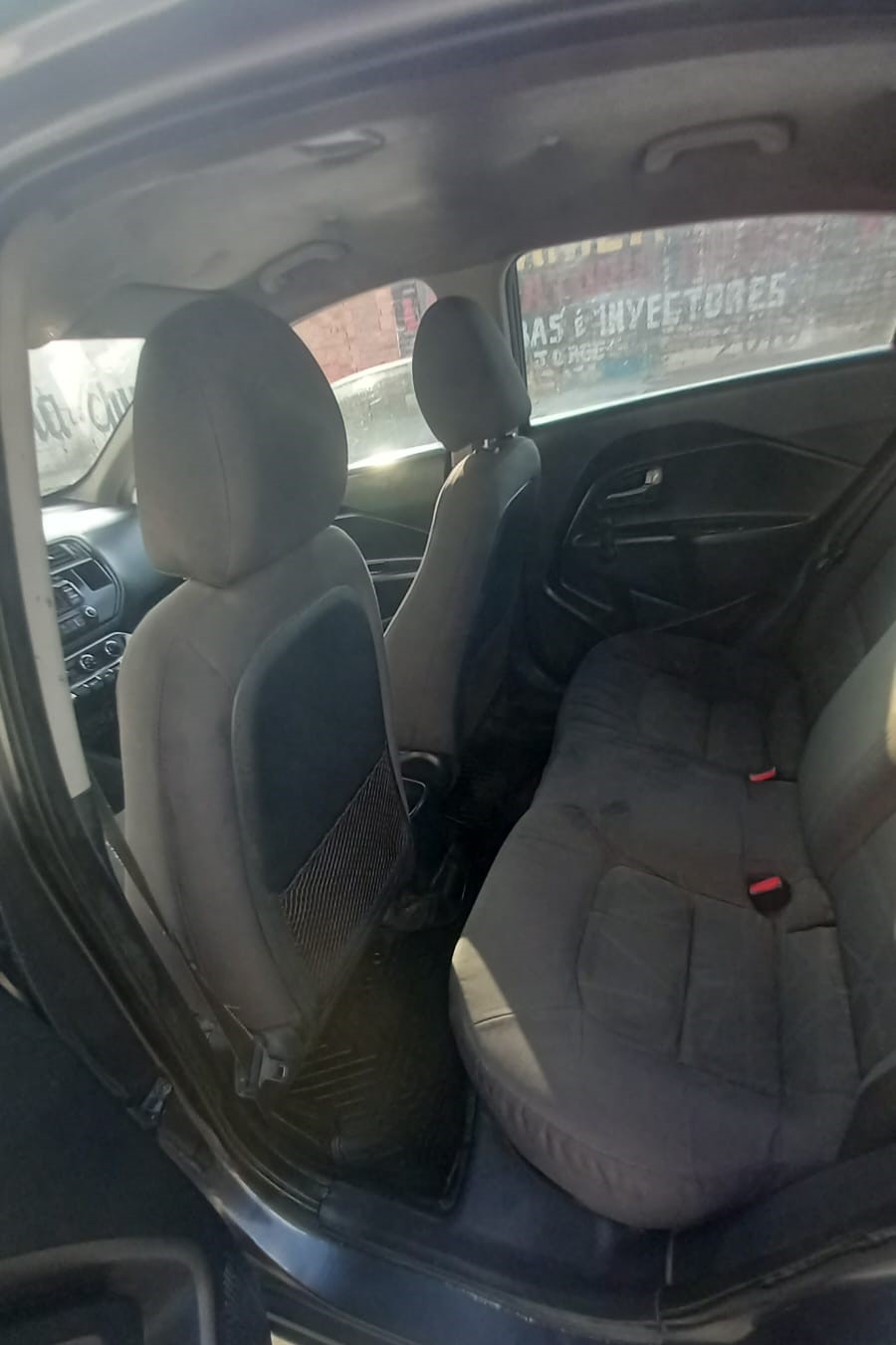 Se vende kia rio 2014