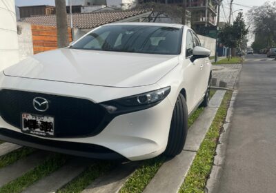 Mazda 3 2022 high
